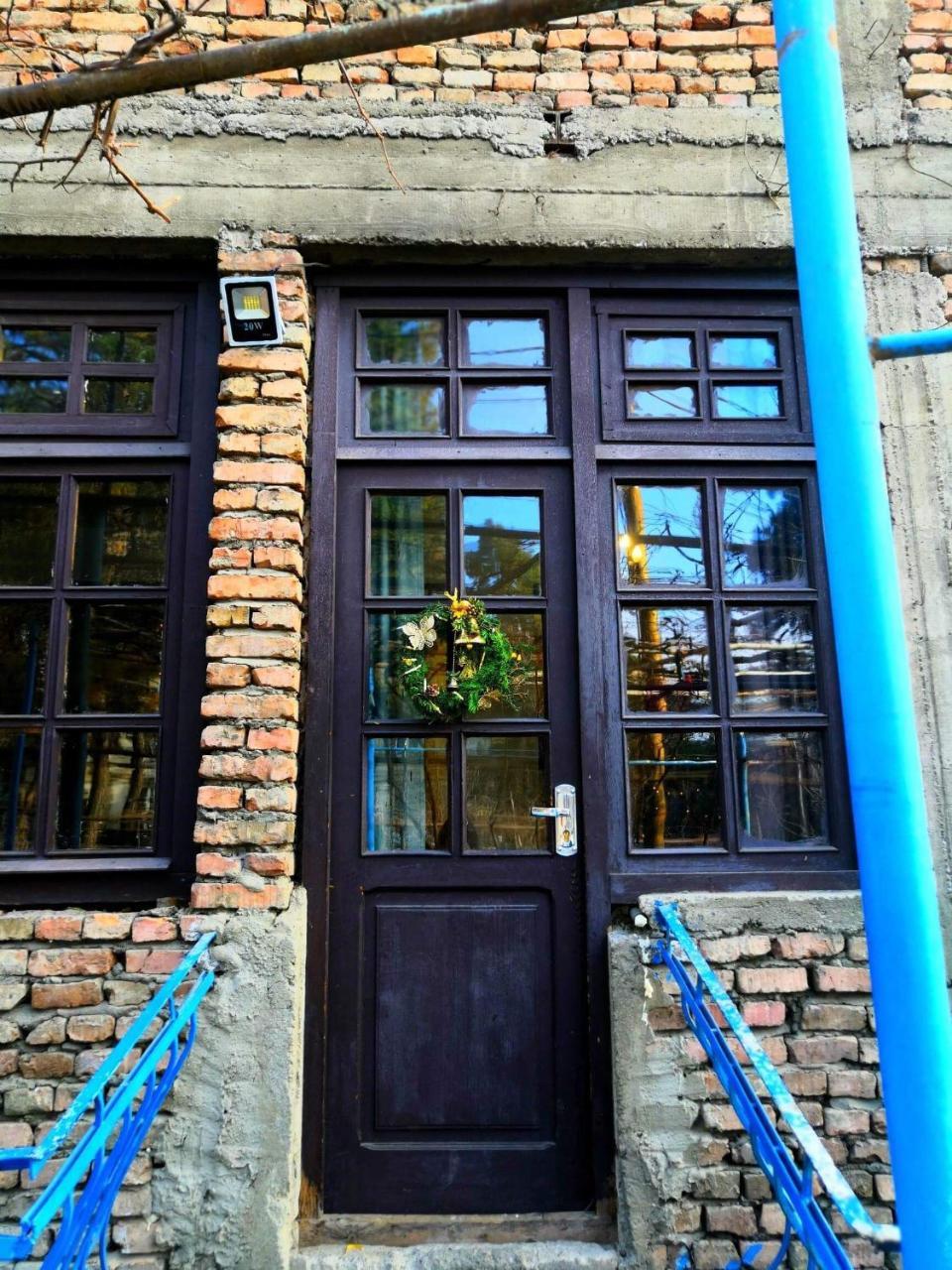 Lucky Family Hotel Tbilisi Exterior foto